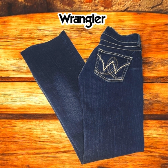 WRANGLER Medium Wash Low-Rise Bootcut- 0 - Picture 1 of 7